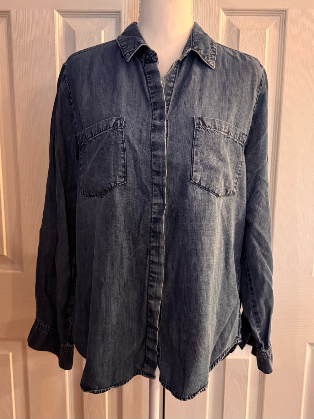 Chico's Light Blue Chambray Button-Up Top